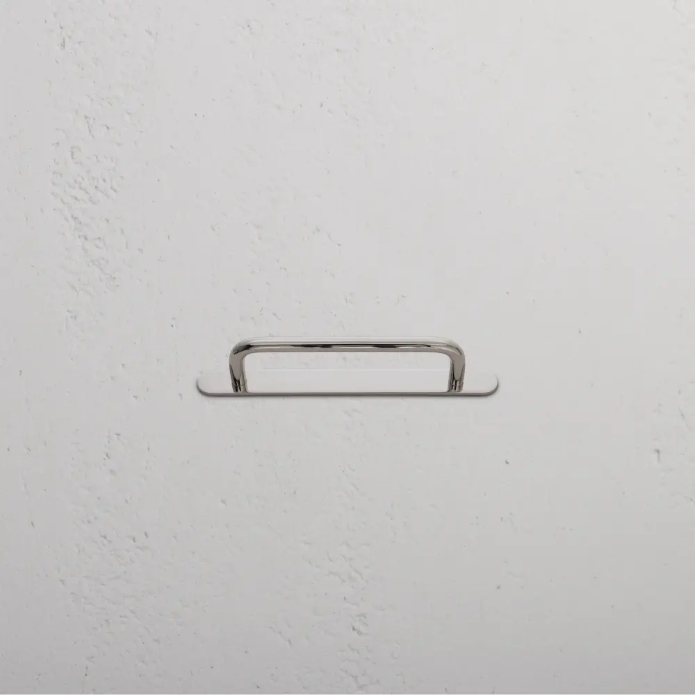 Soft-Close Kilburn Cabinet Handle Petite - Polished Nickel