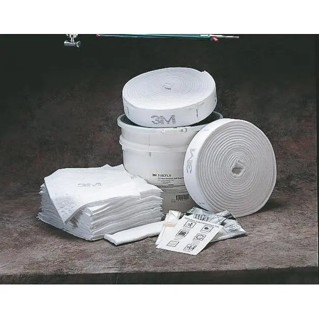 3M Petroleum Sorbent Spill Kit P-SKFL31, Environmental Securety Product, 31 gallons, 7000051990