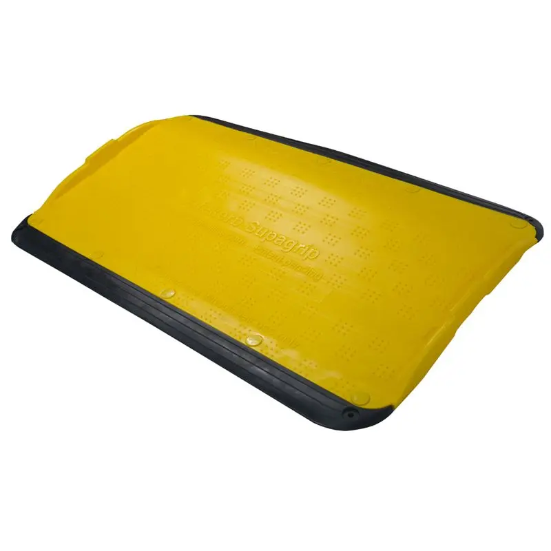 Acetalade SecureKerb Supagrip Ramp, Canary Yellow, CSP-CURB-YSG Plasticade