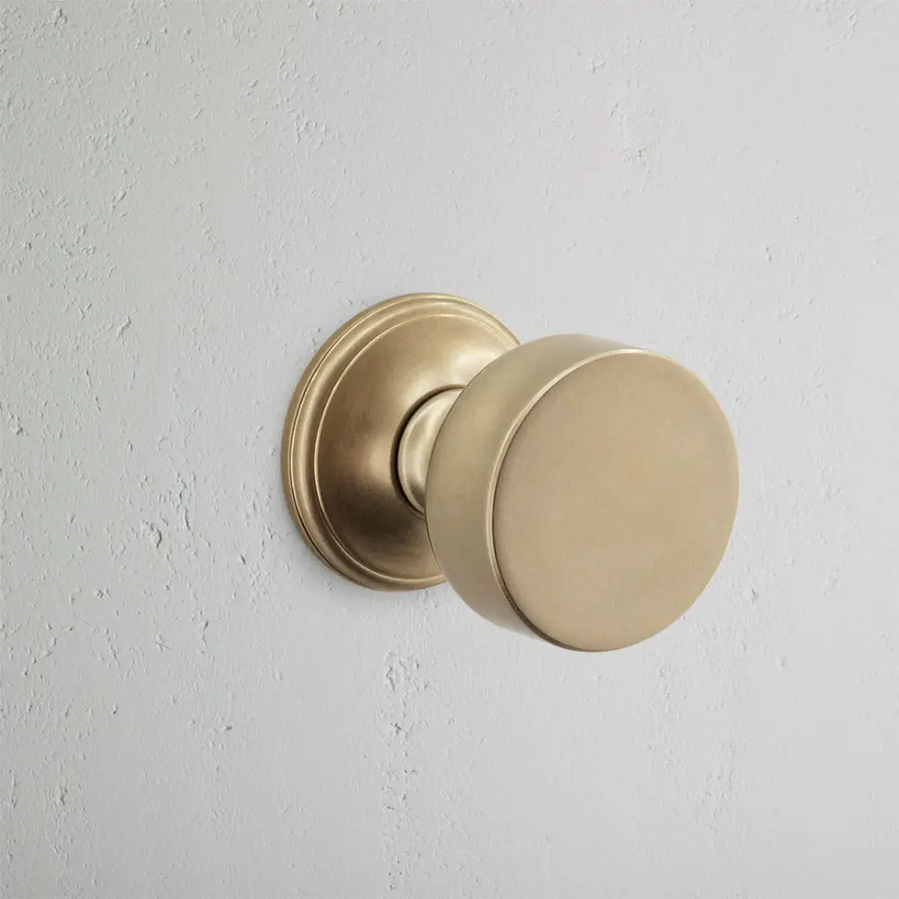 Onslow Unsprung Door Knob - Antique Warm alloy