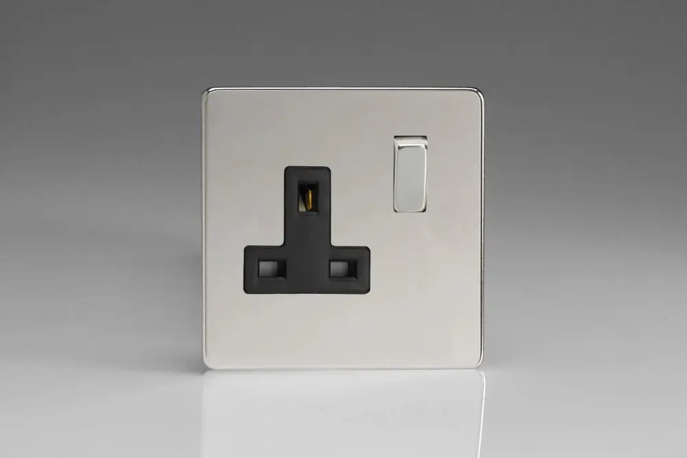 Varilight XDC4BS 13A Socket Polished Shiny metal Black 1-Gang