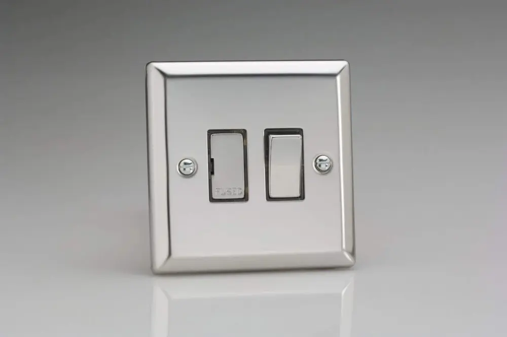 Varilight 13A Switched Fused Spur Mirror Chromium XC6D