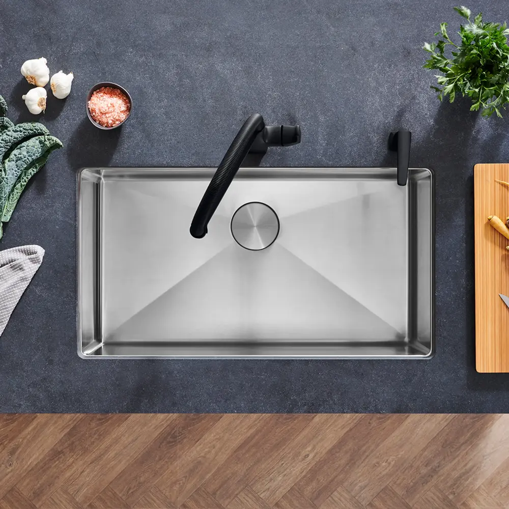 QUATRUS R15 U SUPER SOLE Single Bowl Undermount Sink