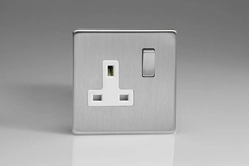 Varilight XDS4WS 13A Socket Brushed Hardened White 1-Gang