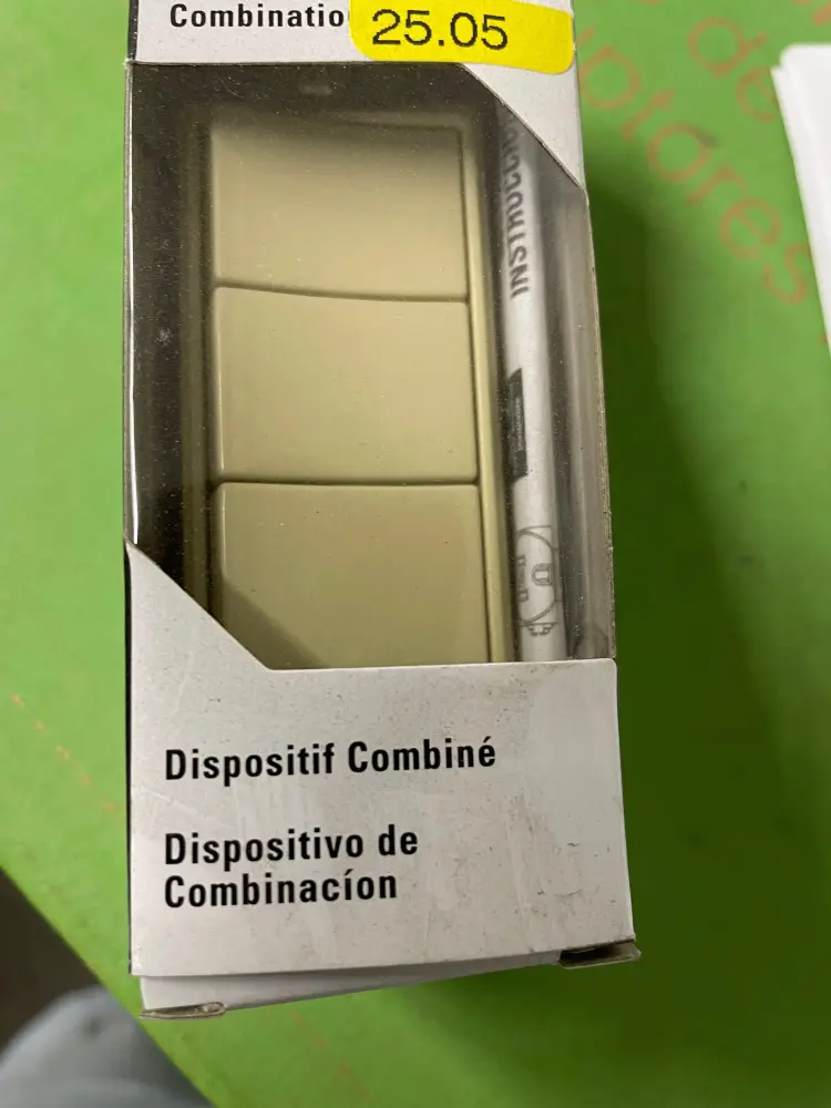TRIPLE SWITCH COMB