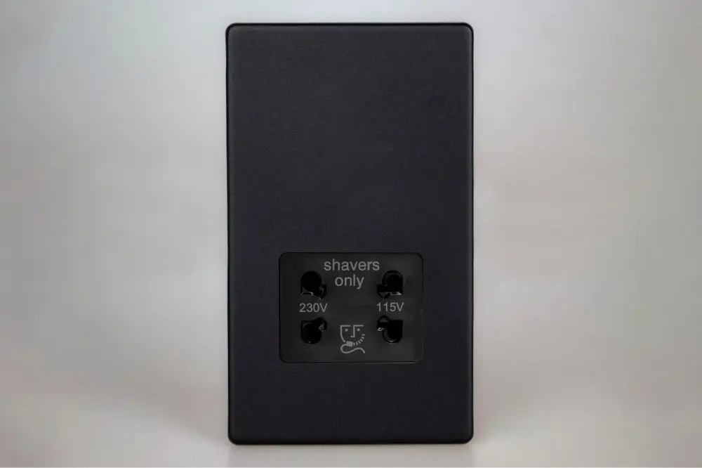 Varilight Two-part Voltage Shaver Socket 230V/115V