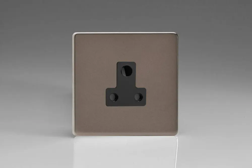 Varilight 1-Gang 5A Round Pin Socket XDRRP5ABS Mounting Hardware