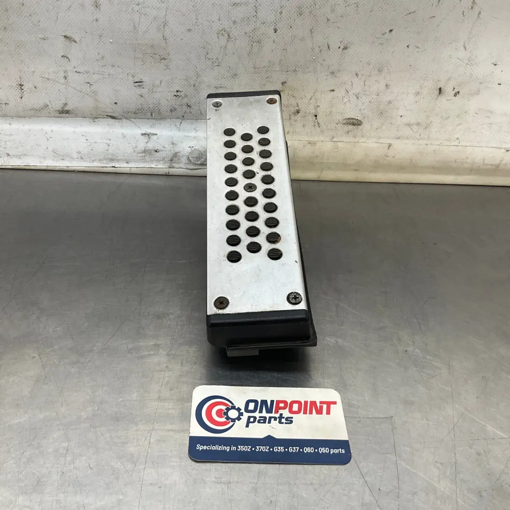 2004 Nissan Z33 350Z Front Driver Dead Pedal Foot Rest Oem 24Bbqga