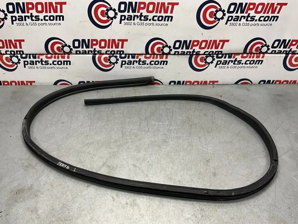 2006 Nissan Z33 350Z Transformable Driver Door Frame Weatherstrip Seal OEM 11BB1FG