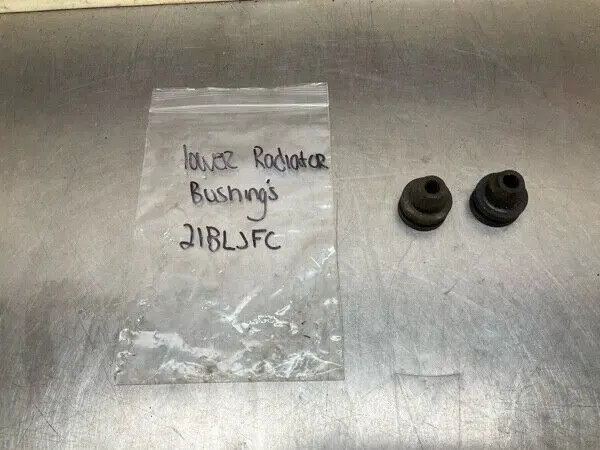 2008 Nissan Z33 350Z Front Lower Radiator Bushings Oem 21Bljfc