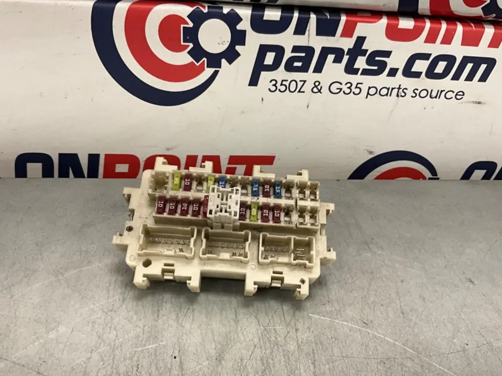 2014 Nissan Z34 370Z Cabin Fuse Block Junction Assembly OEM 14BILEI