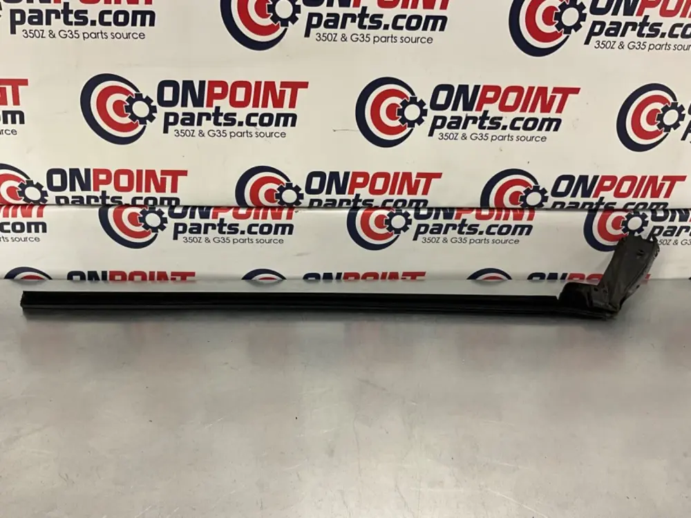 2009 BMW E92 335i Passenger Right Interior Window Weatherstip OEM 15BGSE7